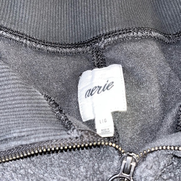 Aerie grey teddybear zip front joggers with pockets - large - Picture 6 of 6